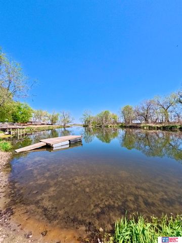 29 Ernst Lake Street, Columbus, NE 68601