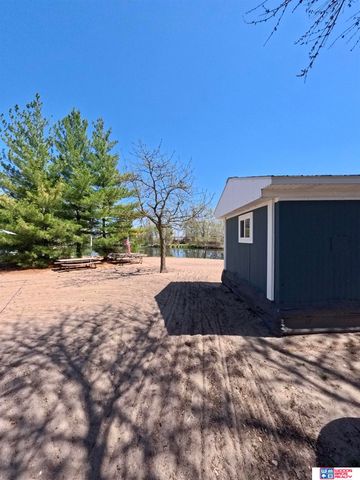 29 Ernst Lake Street, Columbus, NE 68601