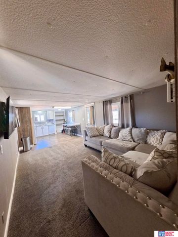 29 Ernst Lake Street, Columbus, NE 68601