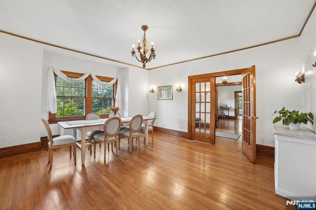 157 Sussex Road, Tenafly, NJ 07670