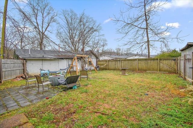 1081 Slaters Creek Rd, Goodlettsville, TN 37072