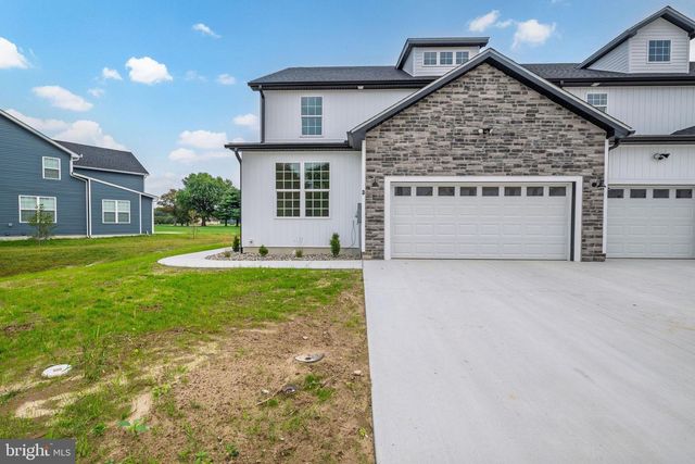 11 VALHALLA CT, Dover, DE 19904
