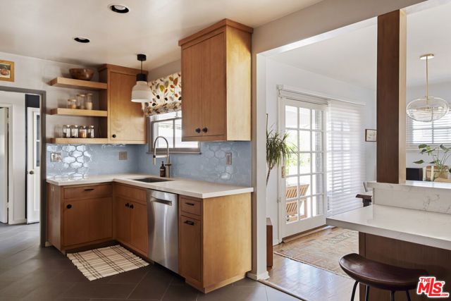 6237 Belmar Avenue, Tarzana (los Angeles), CA 91335