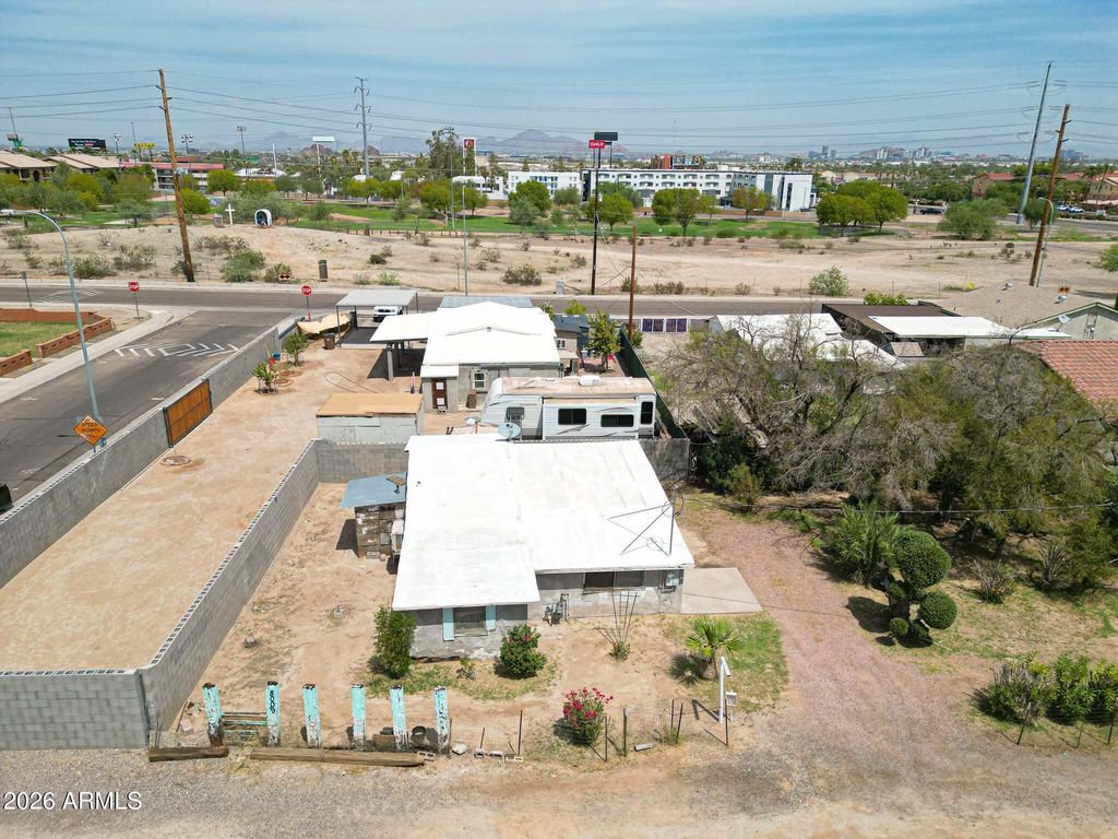 8009 S CALLE AZTECA --, Guadalupe, AZ 85283 — photo 4