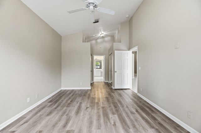 3401 NW 70th Avenue, Margate, FL 33063