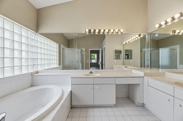 3401 NW 70th Avenue, Margate, FL 33063