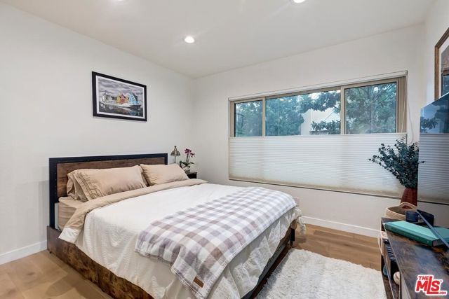 141 S Clark Drive 208, West Hollywood, CA 90048