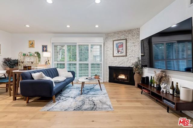 141 S Clark Drive 208, West Hollywood, CA 90048