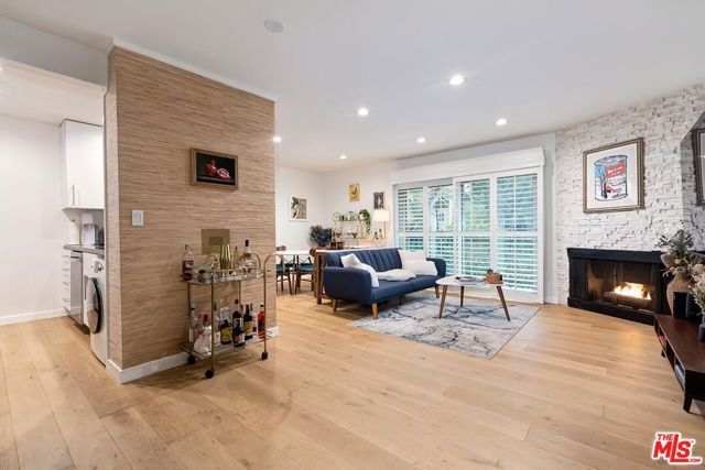 141 S Clark Drive 208, West Hollywood, CA 90048