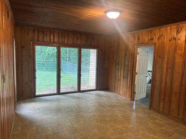 2750 Redwood Drive 2750 Redwood Drive, Springfield, OH 45504