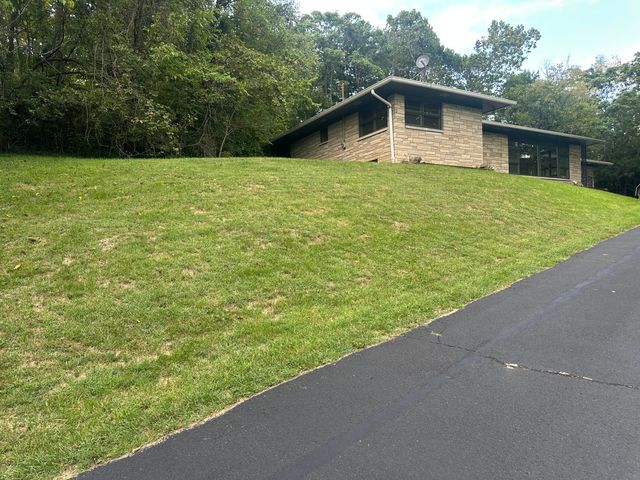 2750 Redwood Drive 2750 Redwood Drive, Springfield, OH 45504