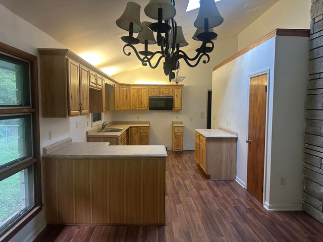 2750 Redwood Drive 2750 Redwood Drive, Springfield, OH 45504