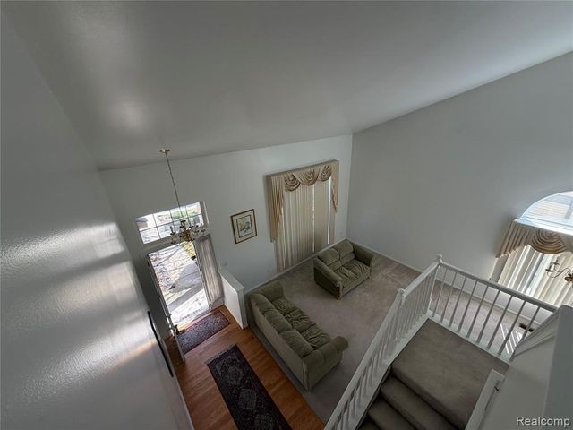 24789 Toddy Lane, Farmington, MI 48335