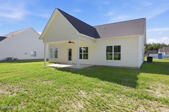319 Mangrove Court, Ayden, NC 28513