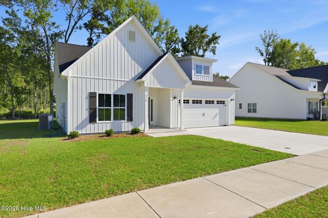 319 Mangrove Court, Ayden, NC 28513