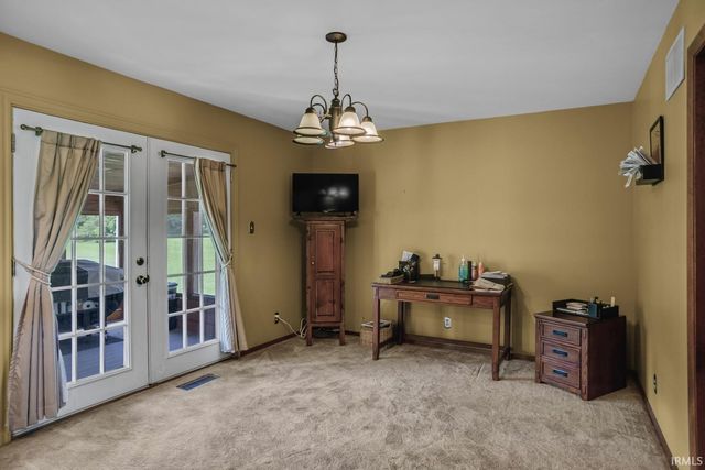 4520 Detroy Road, Evansville, IN 47720