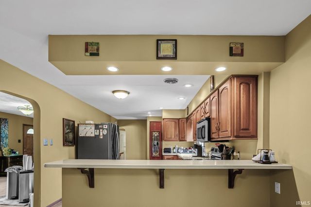 4520 Detroy Road, Evansville, IN 47720