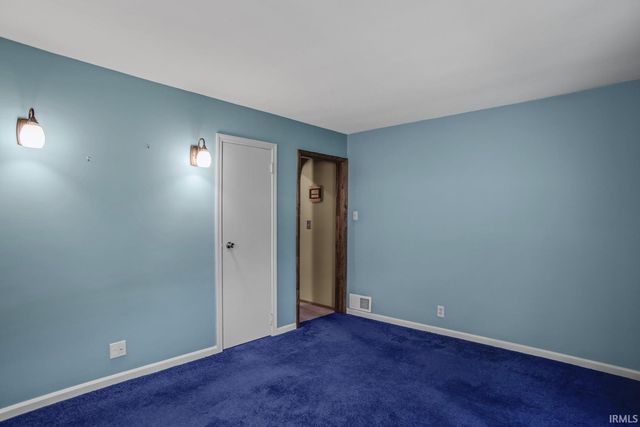4520 Detroy Road, Evansville, IN 47720