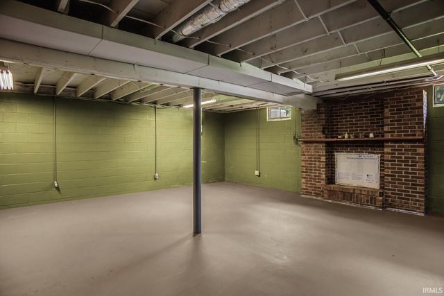 4520 Detroy Road, Evansville, IN 47720