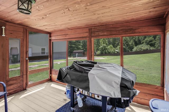 4520 Detroy Road, Evansville, IN 47720