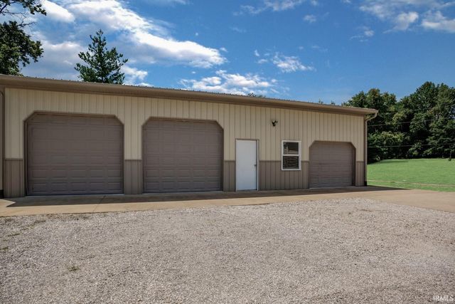 4520 Detroy Road, Evansville, IN 47720