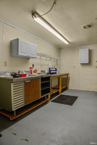4520 Detroy Road, Evansville, IN 47720