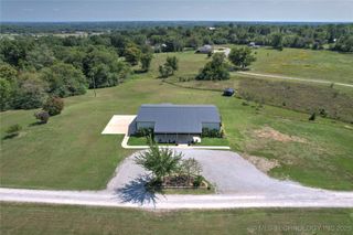 13789 S 309th East Avenue, Coweta, OK 74429