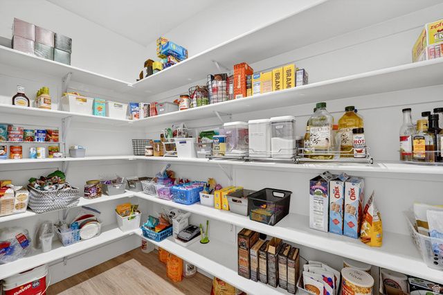 11524 S SILVER POND DR, South Jordan, UT 84009