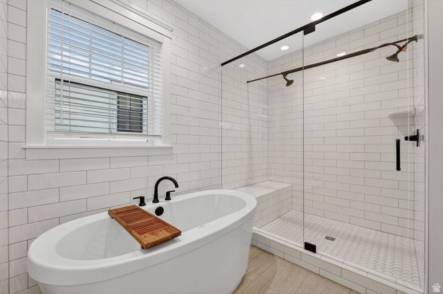 11524 S SILVER POND DR, South Jordan, UT 84009