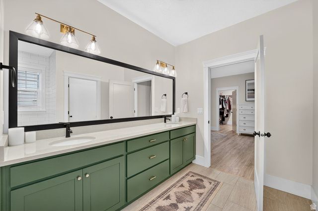 11524 S SILVER POND DR, South Jordan, UT 84009