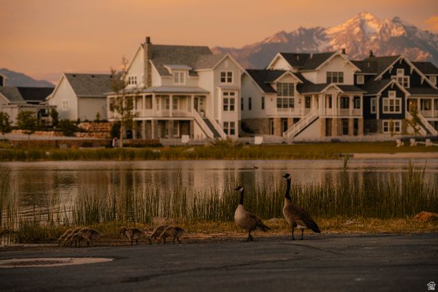 11524 S SILVER POND DR, South Jordan, UT 84009