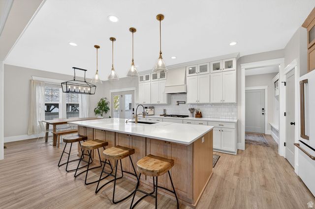 11524 S SILVER POND DR, South Jordan, UT 84009