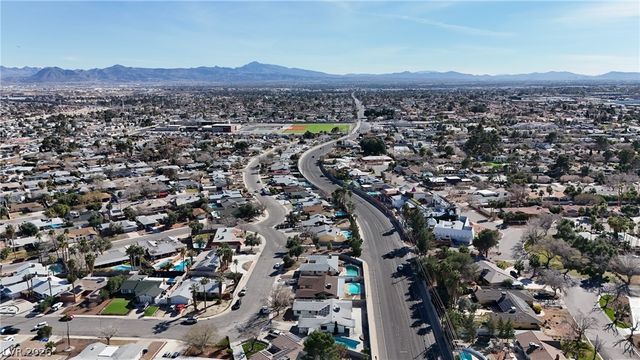 4213 Greenhill Drive, Las Vegas, NV 89121