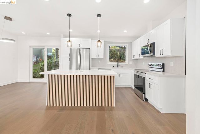 3409 Wyman ST, Oakland, CA 94619