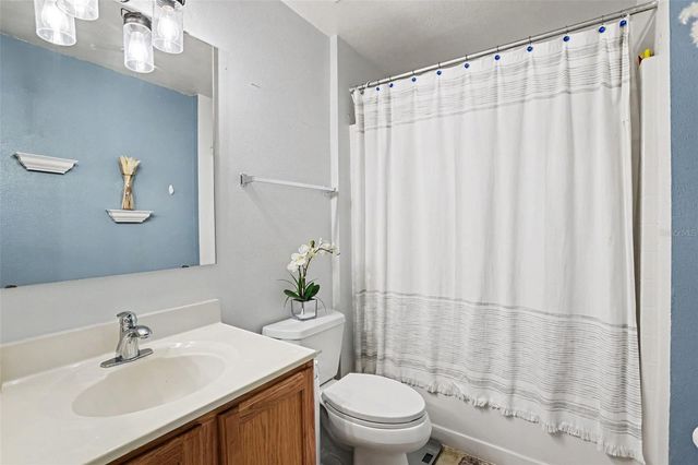 4607 ASHBURN SQUARE DRIVE, Tampa, FL 33610