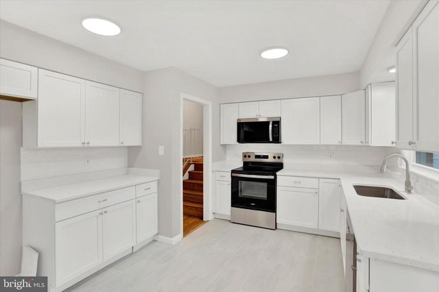 6413 WHITE OAK AVE, Temple Hills, MD 20748