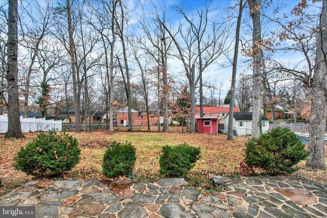 6413 WHITE OAK AVE, Temple Hills, MD 20748