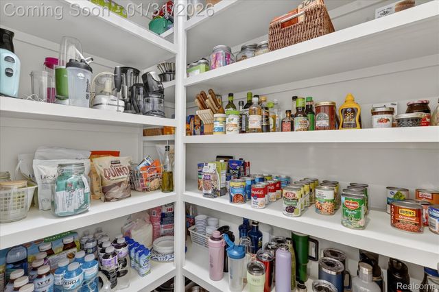 7247 Ardsley Lane, Independence Charter Township, MI 48348