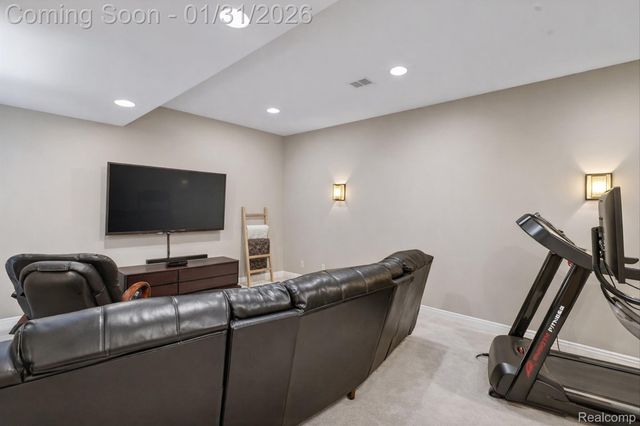 7247 Ardsley Lane, Independence Charter Township, MI 48348