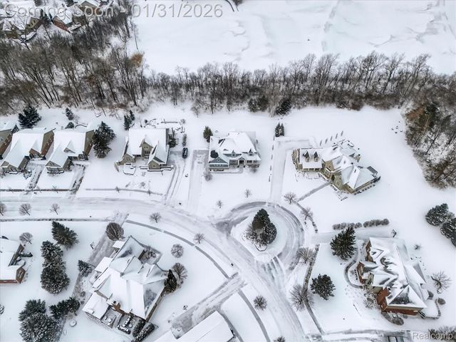 7247 Ardsley Lane, Independence Charter Township, MI 48348