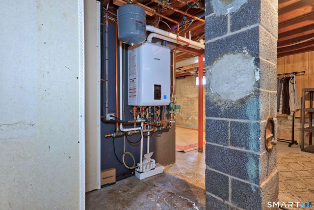 123 Harwinton Avenue, Plymouth, CT 06786