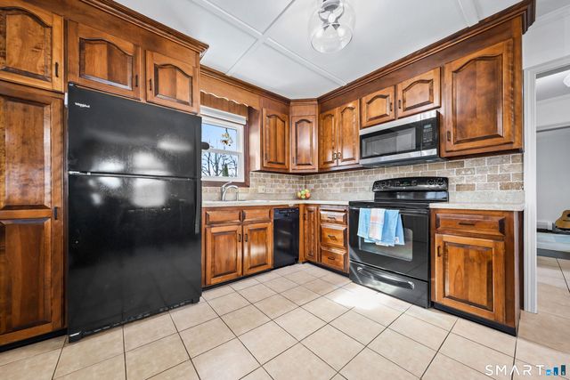 123 Harwinton Avenue, Plymouth, CT 06786