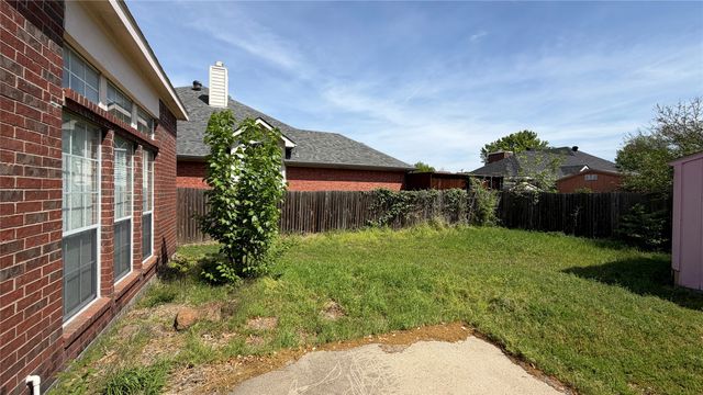 4412 Forsyth Lane, Grand Prairie, TX 75052