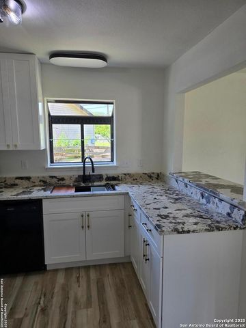 7401 Old Spanish Trail, Live Oak, TX 78233