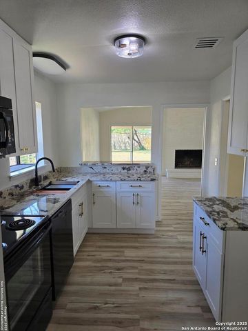 7401 Old Spanish Trail, Live Oak, TX 78233