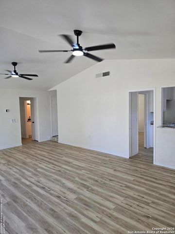 7401 Old Spanish Trail, Live Oak, TX 78233
