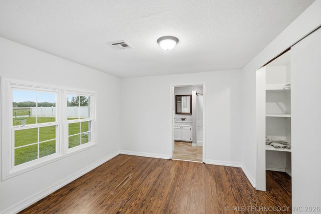 10035 Bryant Road, Henryetta, OK 74437