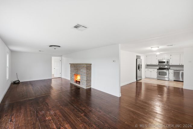 10035 Bryant Road, Henryetta, OK 74437