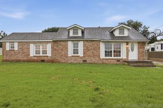 10035 Bryant Road, Henryetta, OK 74437