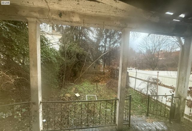 1308 Jawett St, Marshall Shadeland, PA 15212